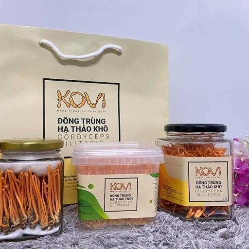 Hình ảnh đông trùng hạ thảo Kovi đang được bày bán tại Đà Nẵng.