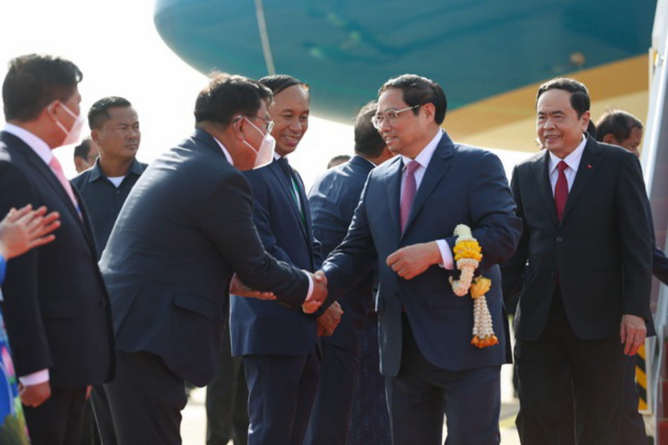 Tham gia đoàn đại biểu Việt Nam thăm Vương quốc Campuchia có Phó Chủ tịch Thường trực Quốc hội Trần Thanh Mẫn, lãnh đạo nhiều bộ ngành, đoàn thể Trung ương - Ảnh: VGP