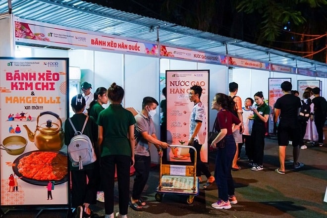 Du học sinh dễ hòa nhập với nền văn hóa Hàn Quốc. 