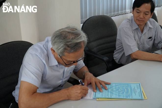 Công ty TNHH Thương mại và Dịch vụ Tổng hợp Hòa Khánh (14 Nguyễn Tri Phương, quận Thanh Khê) là một trong 4 thương nhân đầu mối xăng dầu trên địa bàn. Ảnh: QUỲNH TRANG