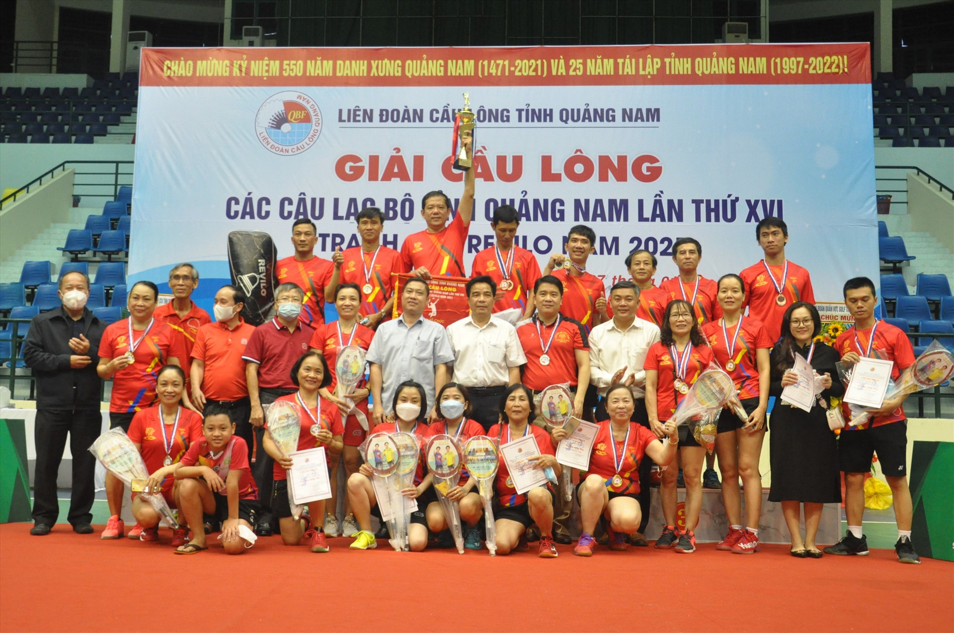 CLB Phan Châu Trinh vô địch năm 2021 và hướng đến mục tiêu giành cúp vô địch toàn đoàn thứ 9 ở giải năm 2022. Ảnh: T.V