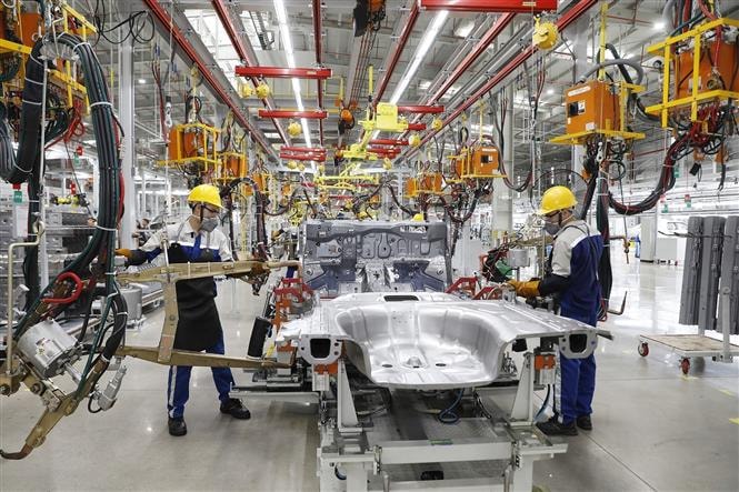 Giai đoạn 2022 - 2025, thoái vốn 141 doanh nghiệp, giữ nguyên phần vốn nhà nước tại 126 doanh nghiệp. Ảnh: TTXVN