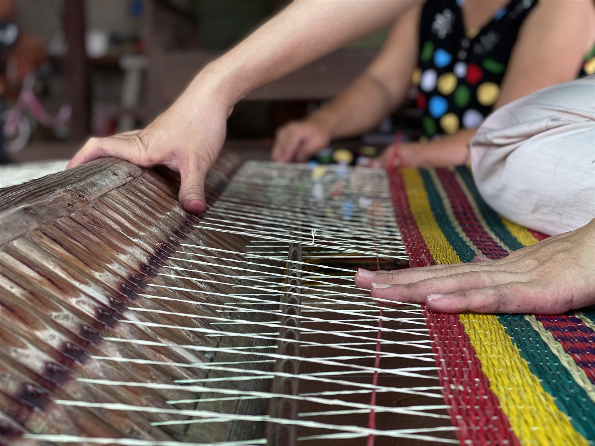 Weaving sedge mats