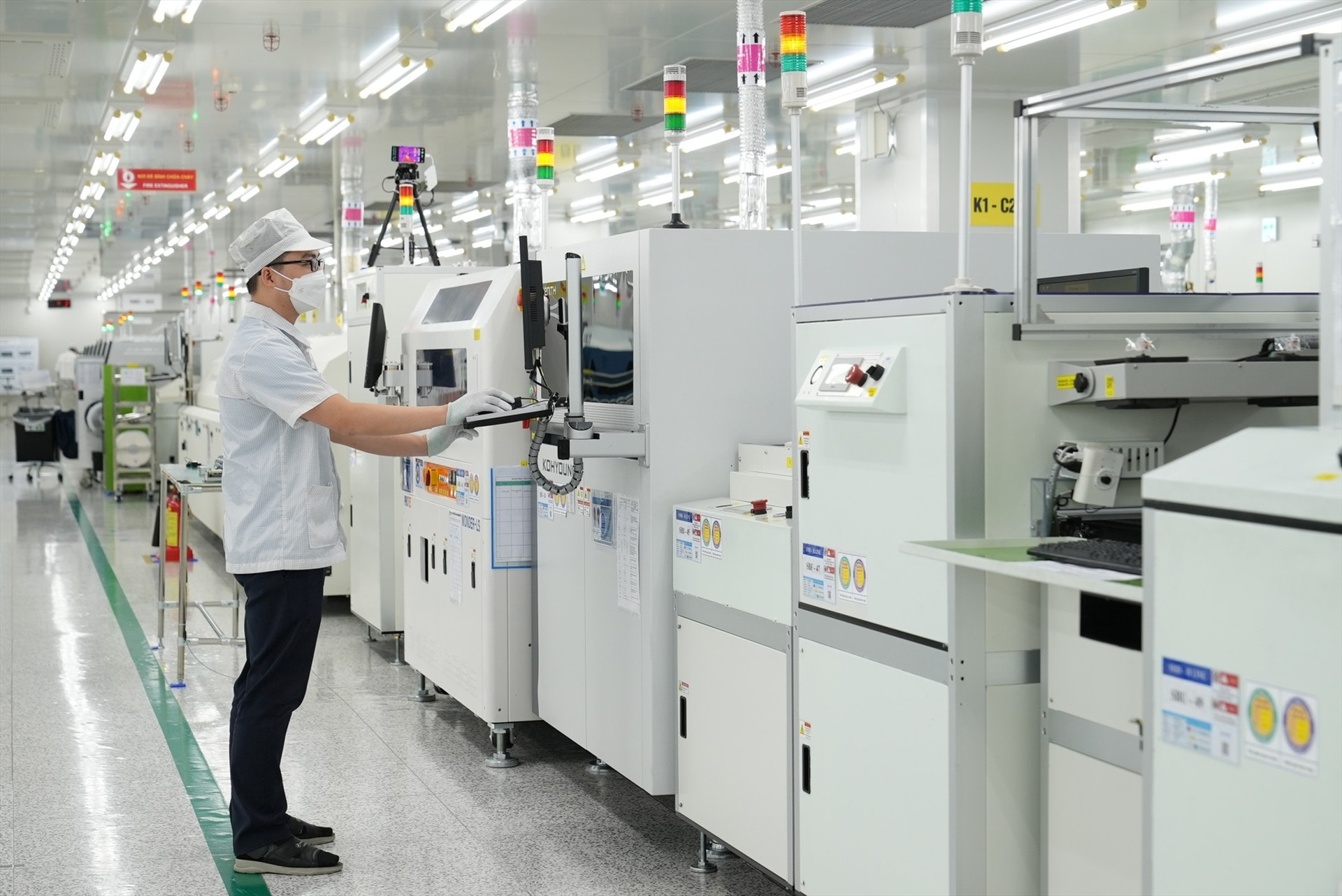 Samsung, nhà sản xuất chip nhớ lớn nhất thế giới, cam kết đầu tư thêm vào Việt Nam. Ảnh: Samsung Vietnam.
