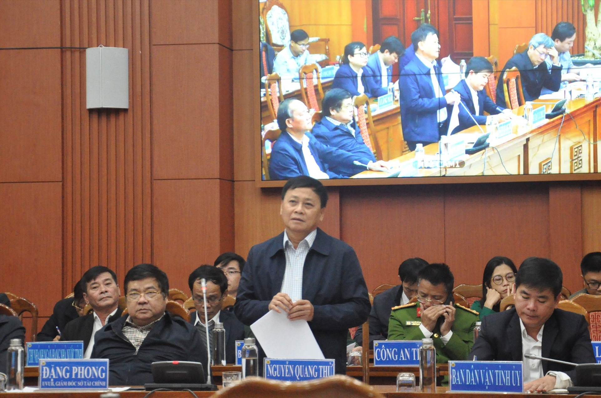 Giám đốc Sở Kế hoạch và Đầu tư Nguyễn Quang Thử phát biểu tại hội nghị. Ảnh: X.P