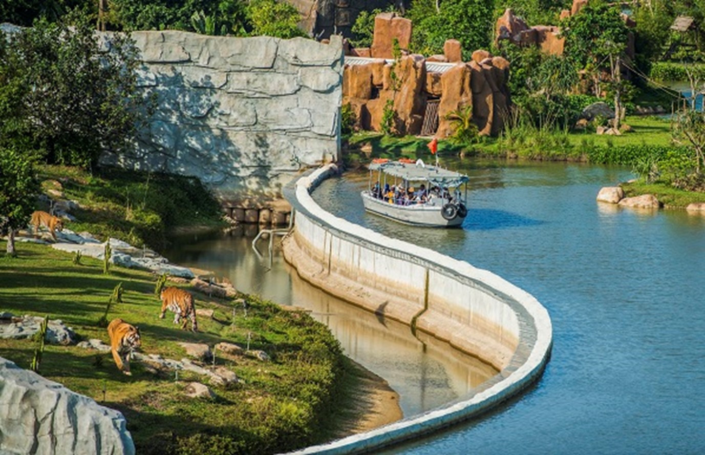 Du khảo thiên nhiên hoang dã trên sông tại River Safari.