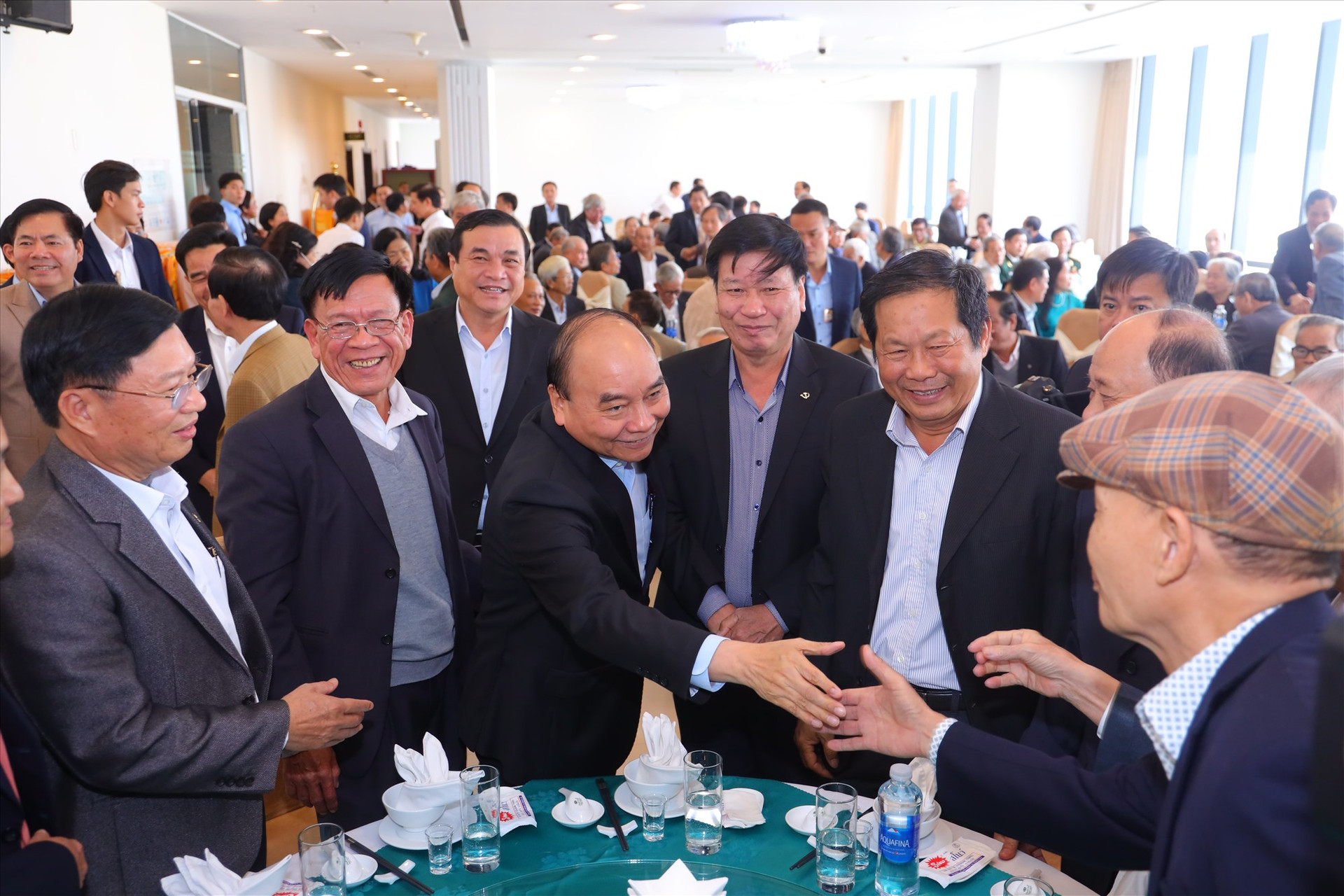 Chủ tịch nước ân tại buổi gặp mặt các đồng chí nguyên lãnh đạo tỉnh, sở, ban, ngành và tương đương từ Đà Nẵng vào công tác tại Quảng Nam ngay từ ngày đầu tái lập tỉnh nay đã nghỉ hưu