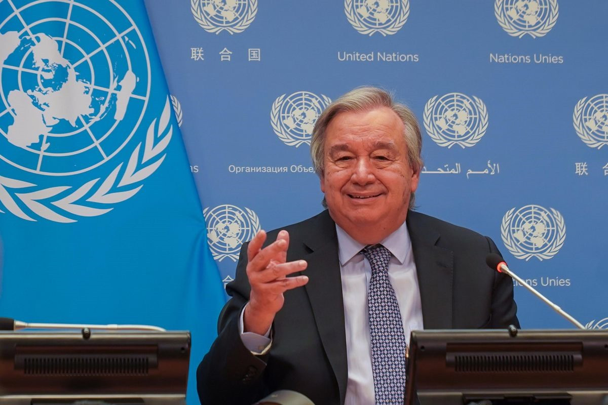 Trong thông điệp chào đón năm mới 2023, Tổng Thư ký Liên hiệp quốc nói, Vào năm 2023, chúng ta cần hòa bình hơn bao giờ hết. Hòa bình với nhau, thông qua đối thoại để chấm dứt xung đột. Hòa bình với thiên nhiên và khí hậu của chúng ta, để xây dựng một thế giới bền vững hơn. Bình yên trong nhà, để phụ nữ và trẻ em gái có thể sống trong phẩm giá và sự an toàn“, Tổng thư ký Liên hợp quốc António Guterres phát biểu trong thông điệp gửi thế giới năm 2023.