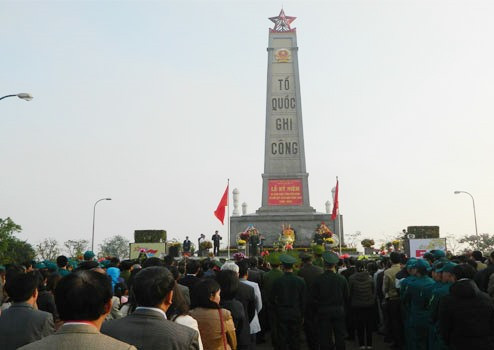 Thành phố Hội An tổ chức Kỷ niệm 50 cuộc tiến công và nổi dậy xuân Mậu Thân 1968 tại Nghĩa trang liệt sĩ . Ảnh tư liệu