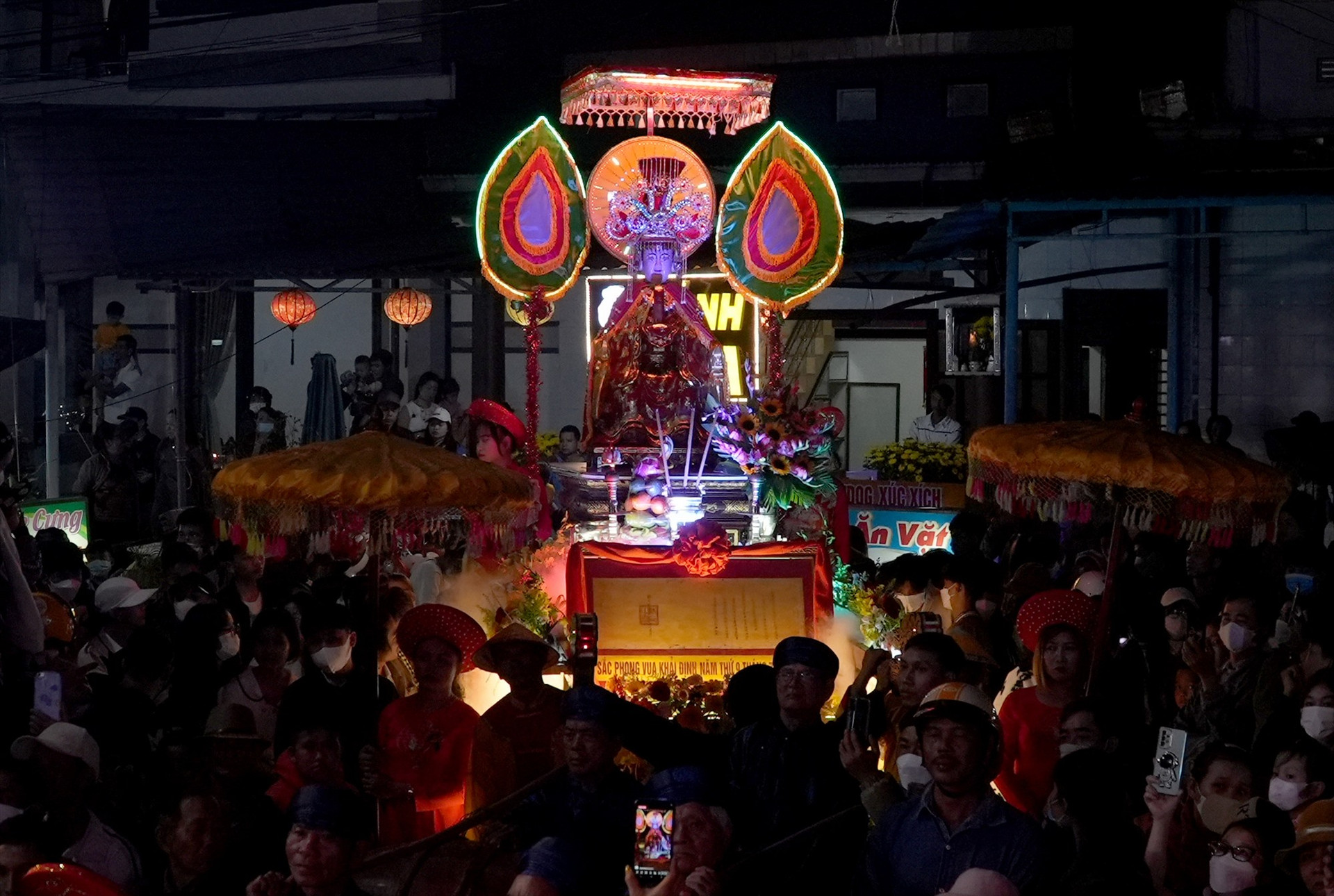 Lễ hội rước cộ Bà Chợ Được là nét văn hóa truyền thống đặc trưng của thôn Phước Ấm, xã Bình Triều, Thăng Bình. Ảnh: H.Q