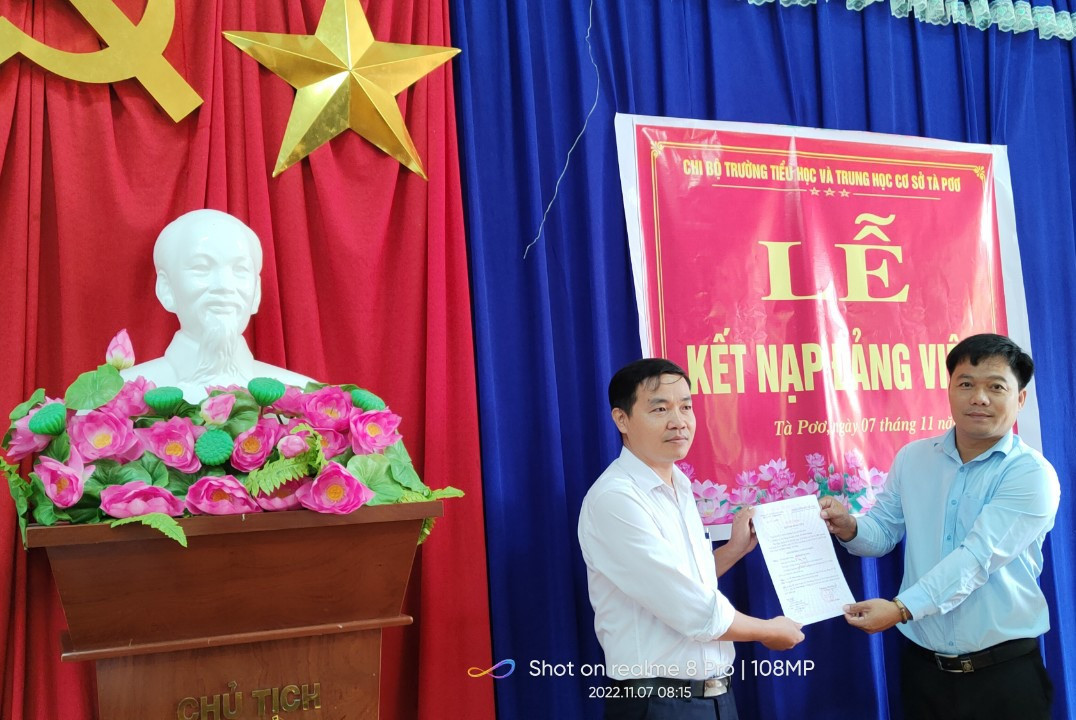 Công tác phát triển đảng viên mới ở huyện Nam Giang đạt 121% chỉ tiêu giao