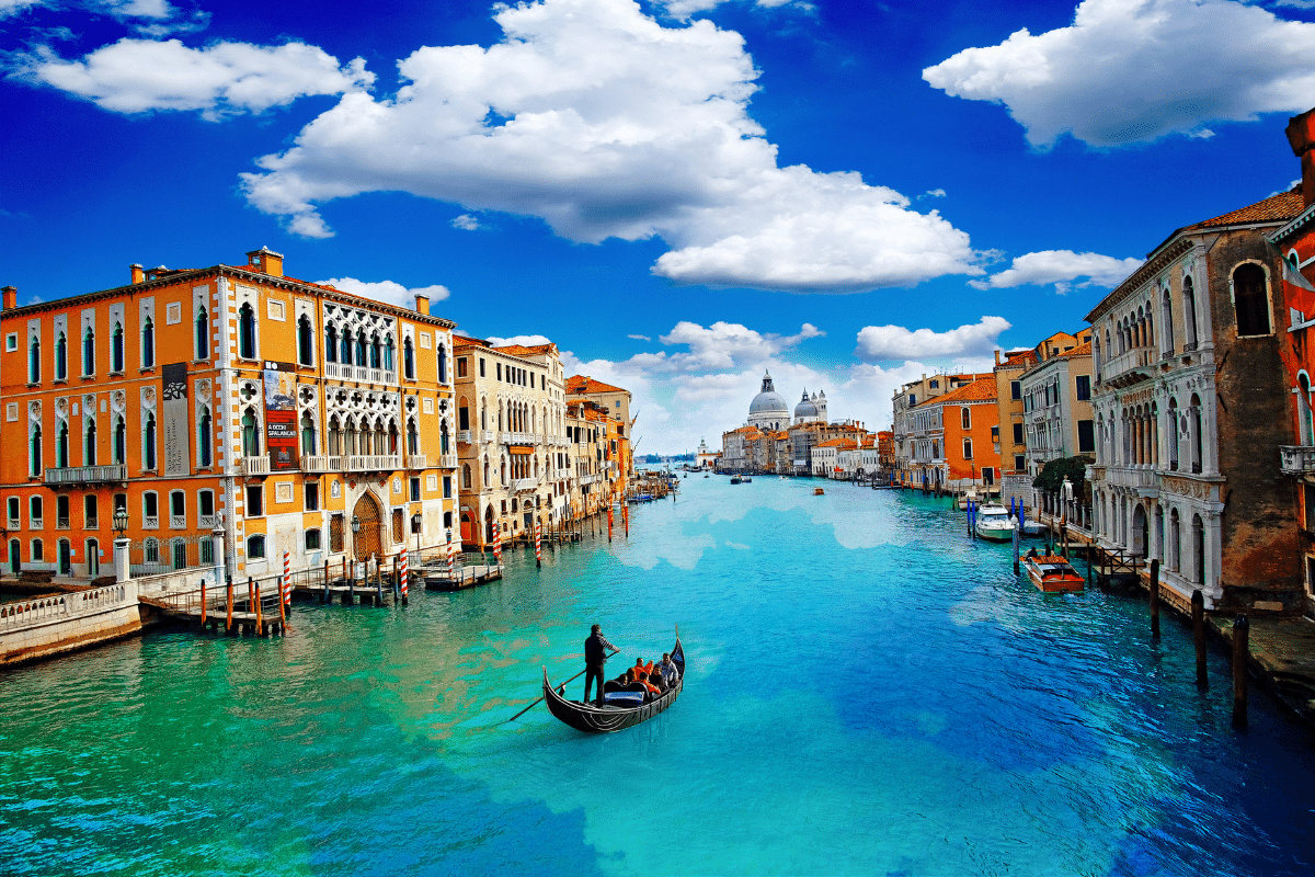 Thành phố Venice (Italia) - Khu vực thu hút khách du lịch quốc tế rất ấn tượng vào năm ngoái. Ảnh: Gulfnews