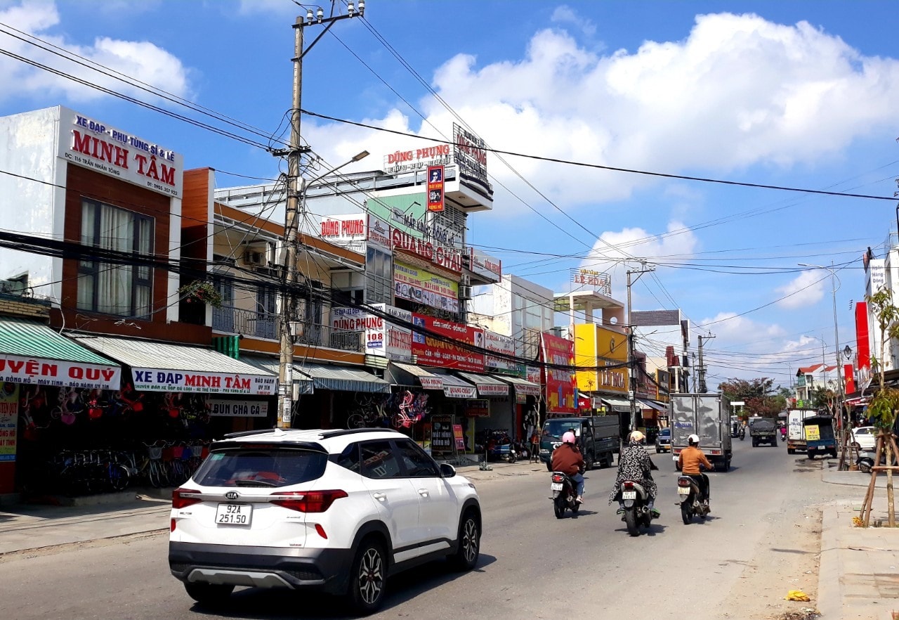 Nhịp sống Vĩnh Điện. Ảnh: HUỲNH CHÂU