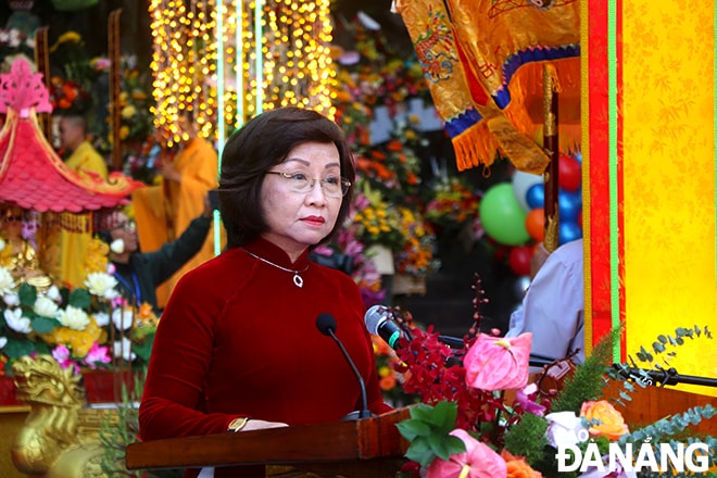 Phó Chủ tịch UBND thành phố Ngô Thị Kim Yến phát biểu tại lễ vía Đức Bồ tát Quán Thế Âm năm 2023.