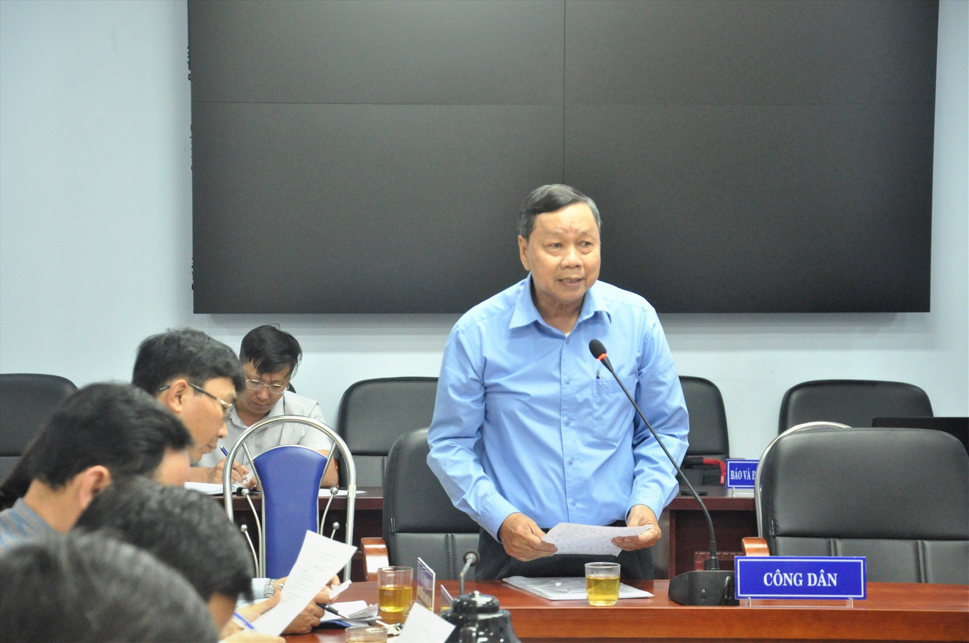 Ông Phạm Văn Thi đề nghị lãnh đạo tỉnh chỉ đạo huyện Núi Thành sớm giải quyết vụ việc. Ảnh: X.P