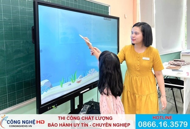 Màn hình tương tác thông minh 98 inch HYOSUNG nâng cao trải nghiệm học tập (Nguồn: congnghehd.vn).