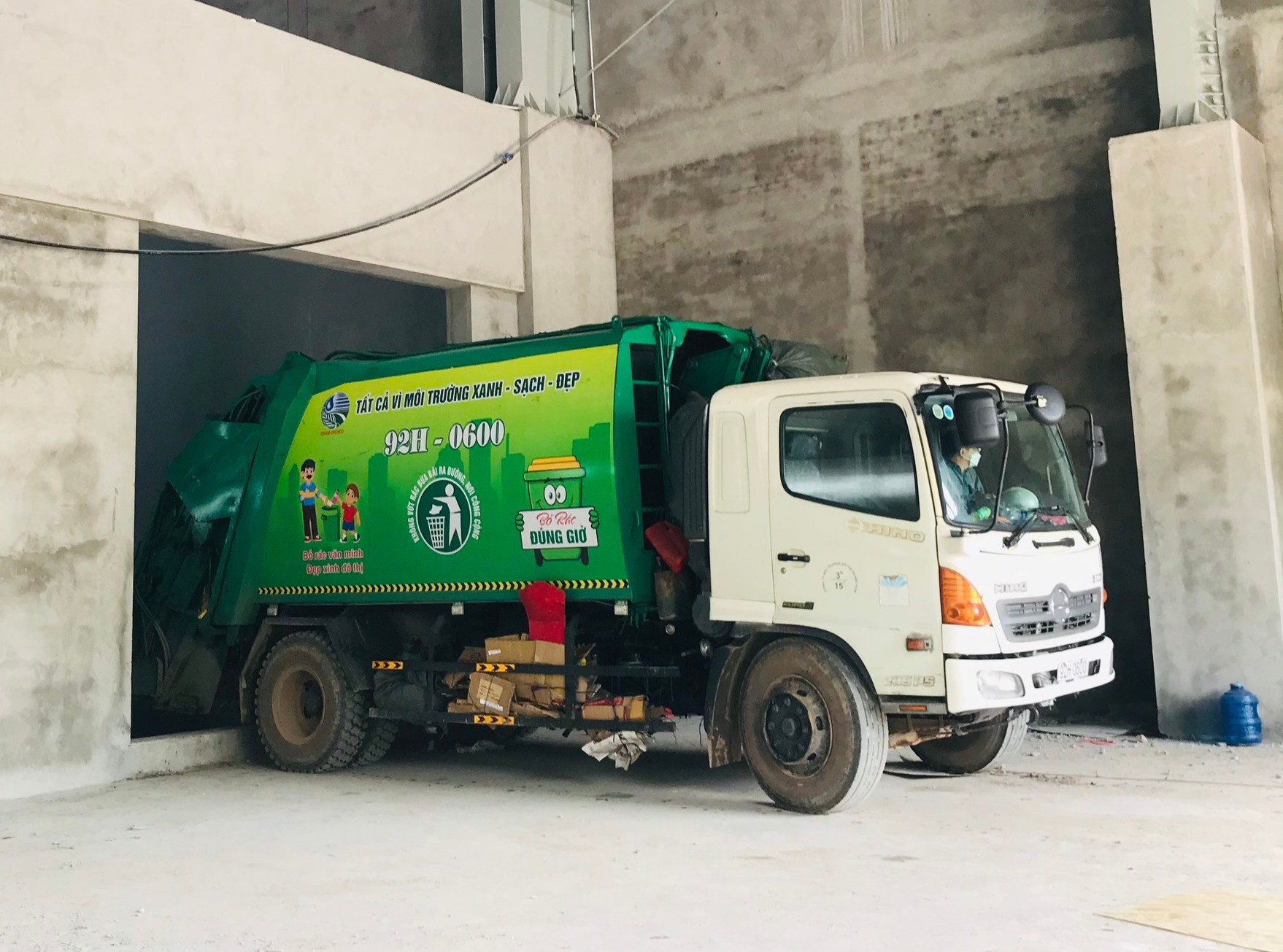 Nhà máy xử lý chất thải rắn đóng tại huyện Đại Lộc thu gom, xử lý rác thải hơn 6 tháng nay. Ảnh: HOÀNG LIÊN