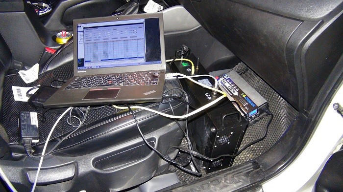 Máy tính và thiết bị giả trạm BTS hoạt động trên xe ô tô
