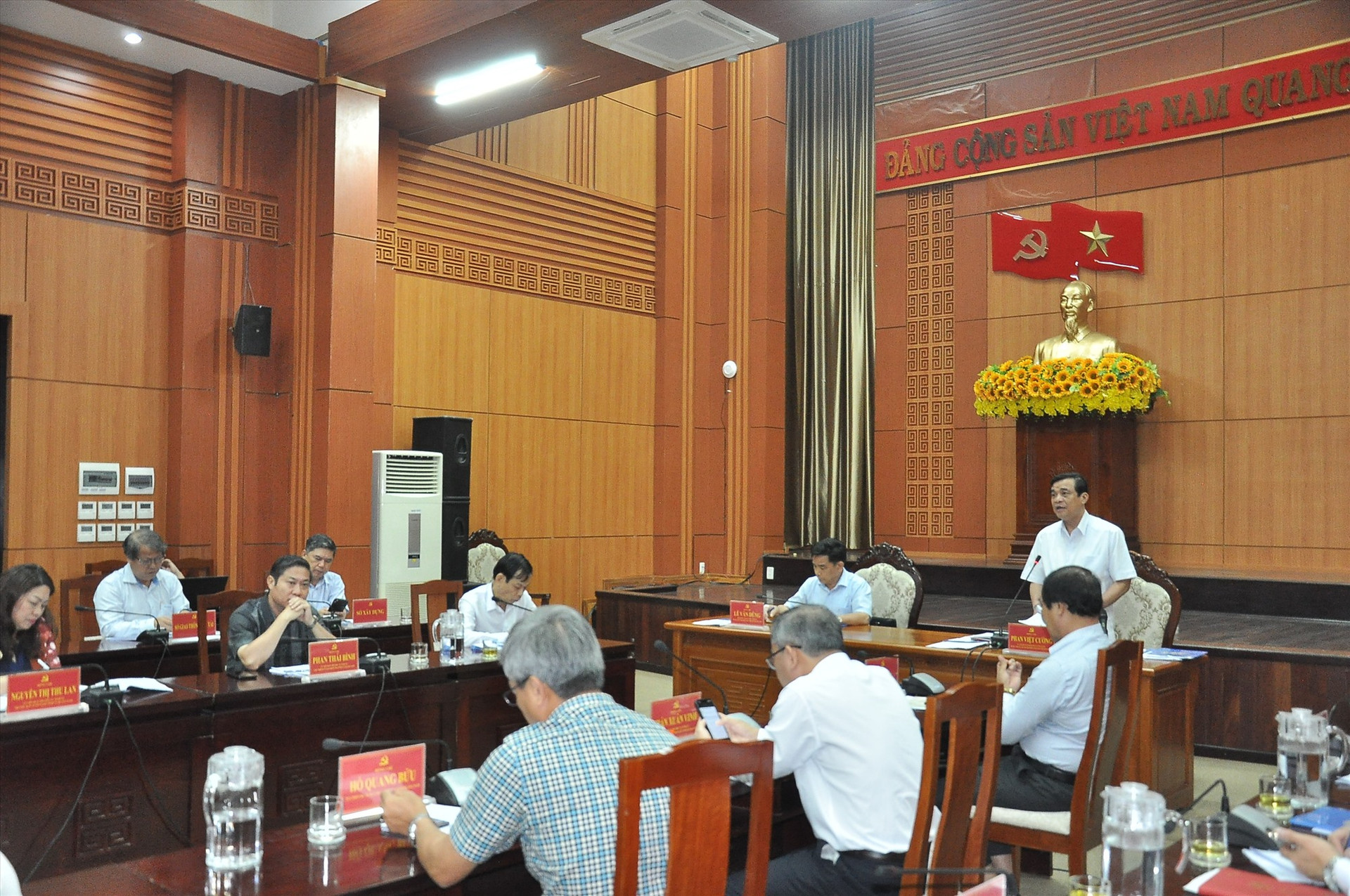 Bí thư Tỉnh ủy Phan Việt Cường phát biểu kết luận phiên họp lần thứ 4 của Ban Chỉ đạo CCHC và CĐS tỉnh. Ảnh: VINH ANH