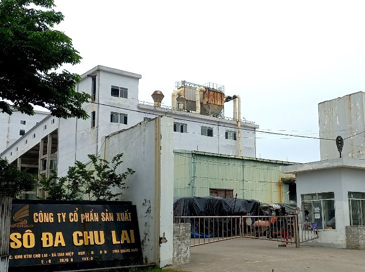 Sau một thời gian vận hành thử nghiệm, Nhà máy sản xuất sô đa Chu Lai đang tạm dừng hoạt động. Ảnh: VIỆT NGUYỄN