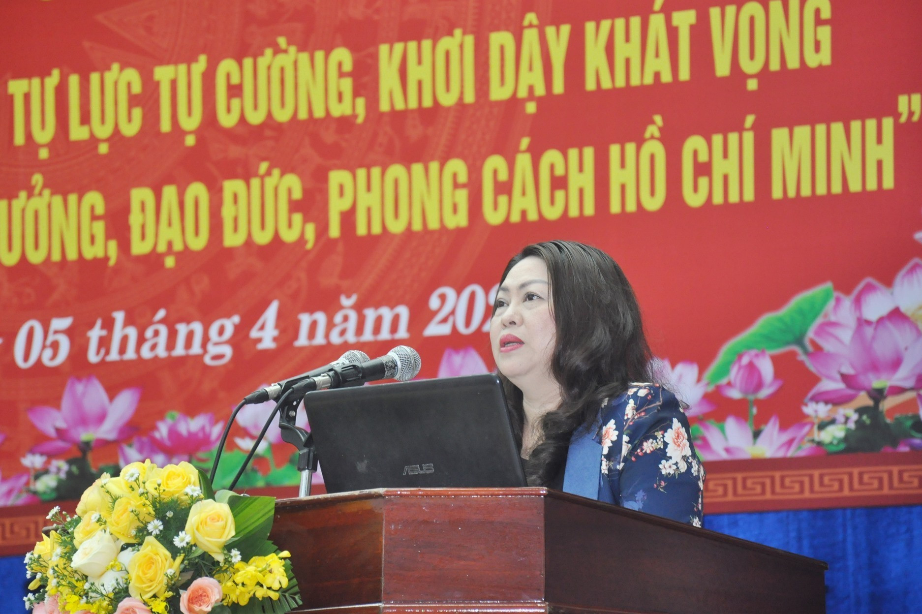 Trưởng ban Tuyên giáo Tỉnh ủy Nguyễn Thị Thu Lan quán triệt chuyên đề năm 2023 đến các đại biểu. Ảnh: N.Đ