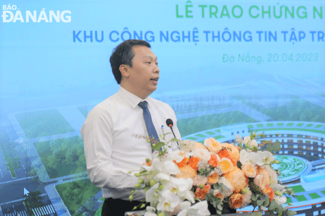 Thứ trưởng Bộ Thông tin và Truyền thông Nguyễn Huy Dũng phát biểu tại buổi lễ. Ảnh: M.Q