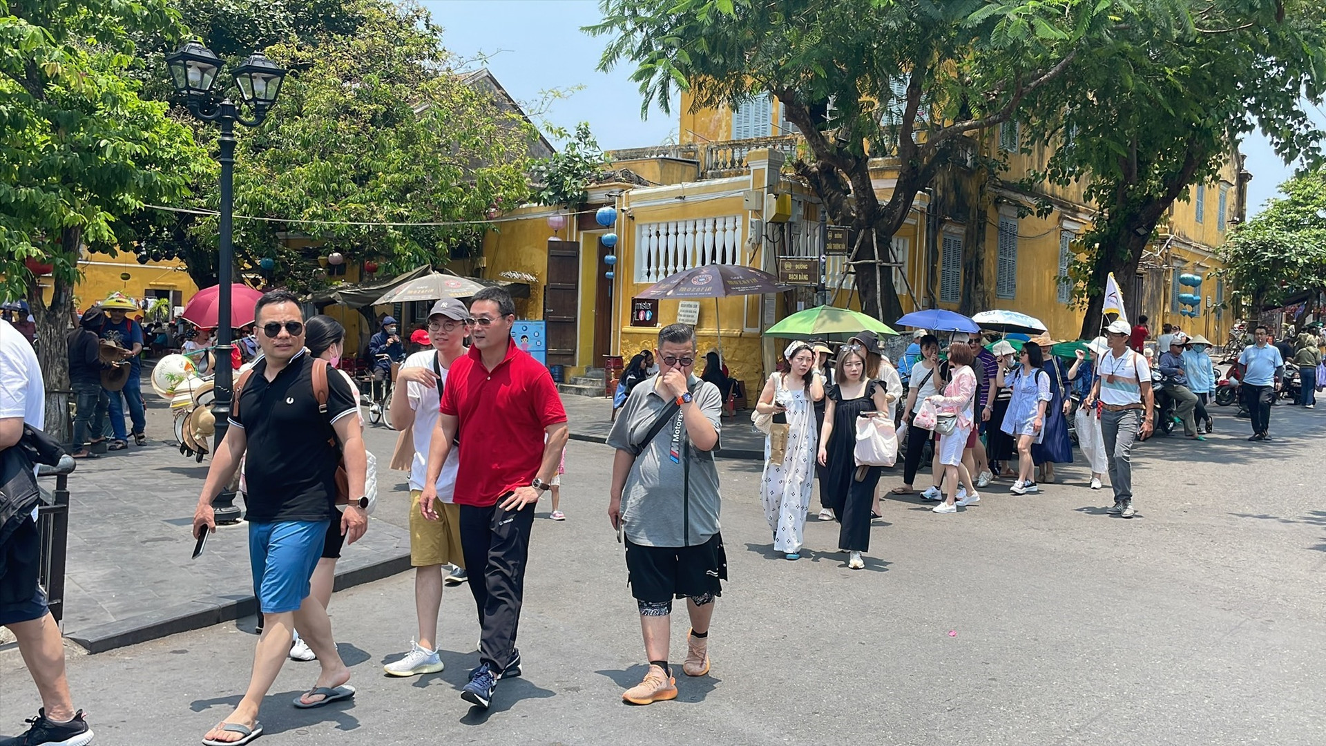 The delegation in Hoi An