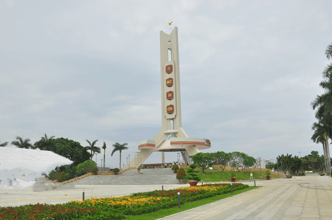 Công trình Nâng cấp, tôn tạo Đài Tưởng niệm thành phố và cải tạo, mở rộng Quảng trường 29 Tháng 3 đã hoàn thành giai đoạn 1.