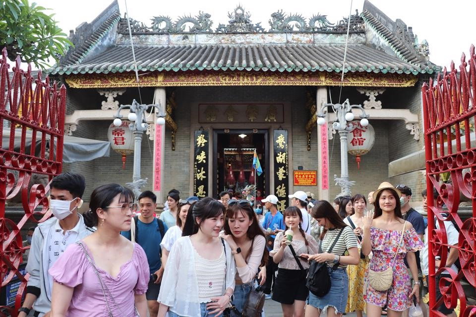 Hoi An was considered a must-visit tourist attraction in Central Vietnam in the holidays.