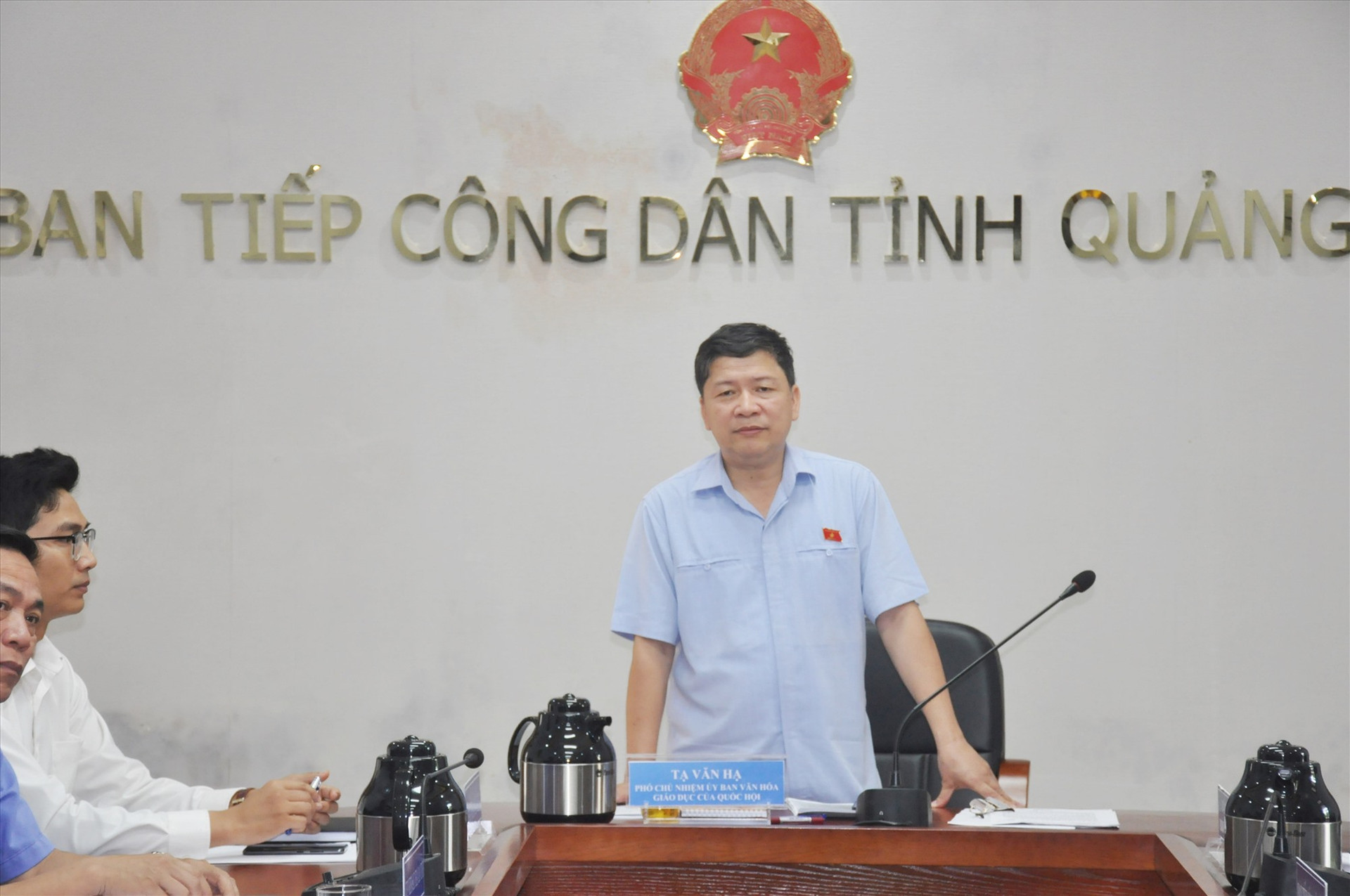 ĐBQH Tạ Văn Hạ chủ trì buổi tiếp dân tháng 5/2023 của Đoàn ĐBQH tỉnh sáng nay 4/5. Ảnh: N.Đ