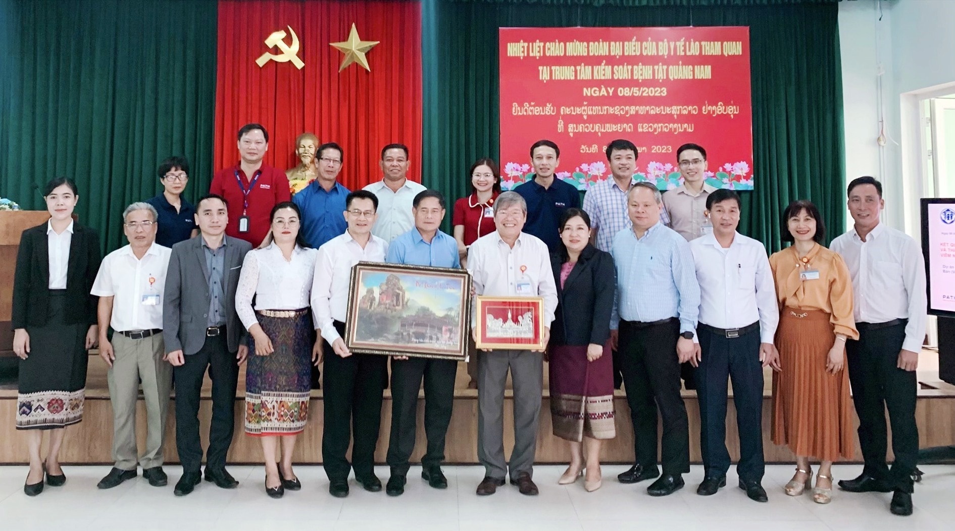 Delegates from Lao Ministry of Health and Quang Nam CDC