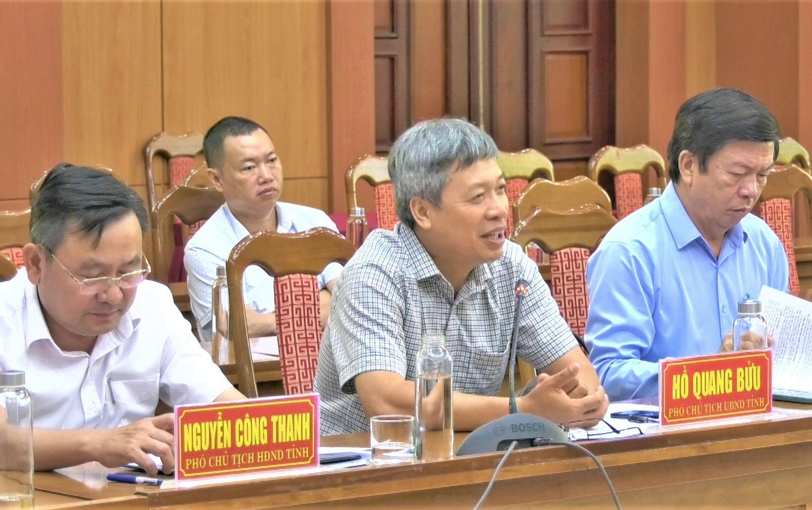 Phó Chủ tịch UBND tỉnh Quảng Nam Hồ Quang Bửu chia sẻ khó khăn về nguồn điện và thống nhất đẩy mạnh công tác tiết kiệm điện mùa nắng nóng, khô hạn năm 2023