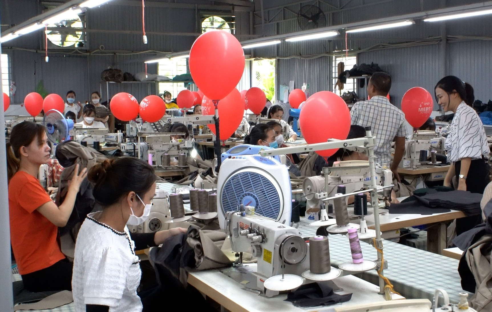 Năm 2022, công nghiệp - tiểu thủ công nghiệp ở xã Sơn Viên đạt hơn 4 tỷ đồng. Ảnh MINH THÔNG