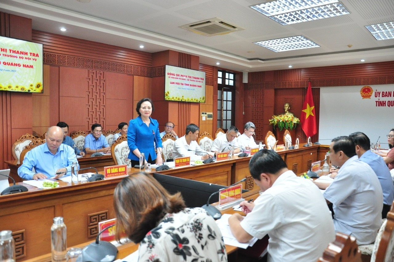 Bộ trưởng Bộ Nội vụ Phạm Thị Thanh Trà phát biểu tại buổi làm việc với tỉnh Quảng Nam vừa qua.