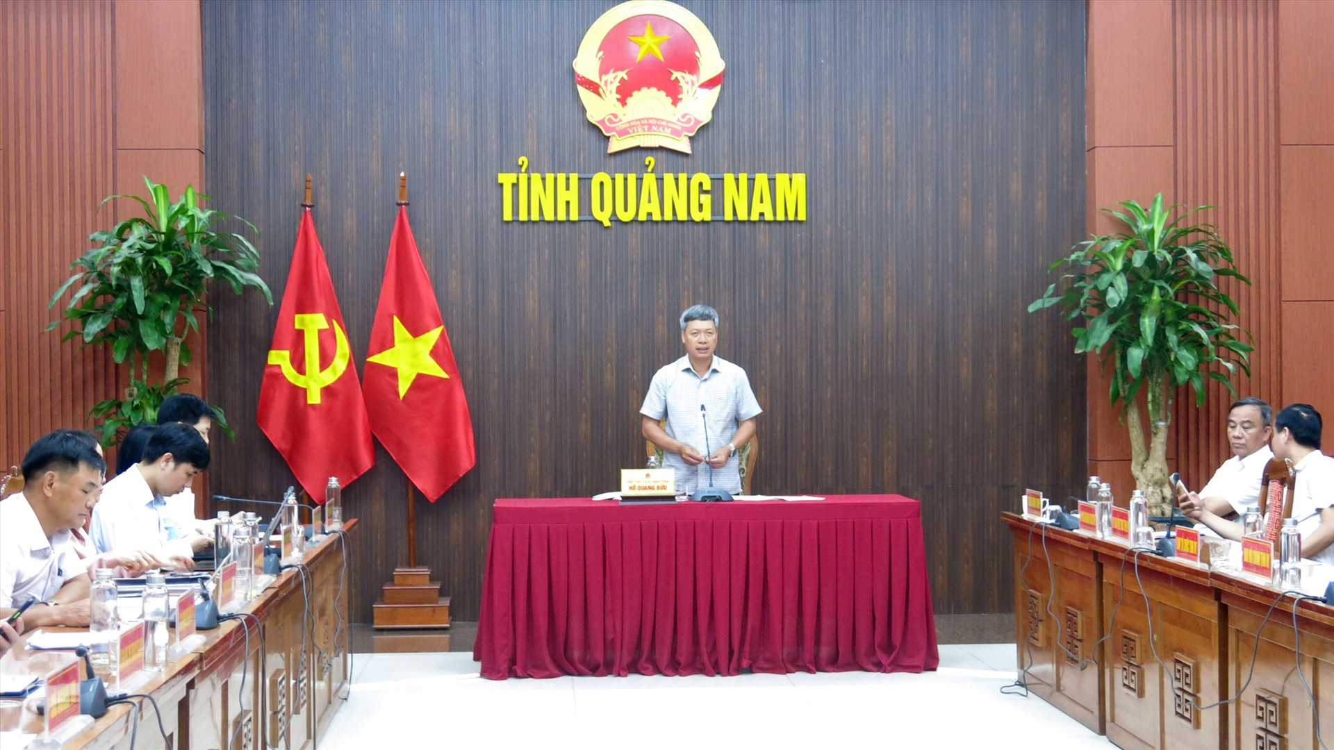 Phó Chủ tịch UBND tỉnh Hồ Quang Bửu chủ trì hội nghị phân tích chỉ số PAPI, PAR INDEX và SIPAS sáng qua 30/5. Ảnh: T.D