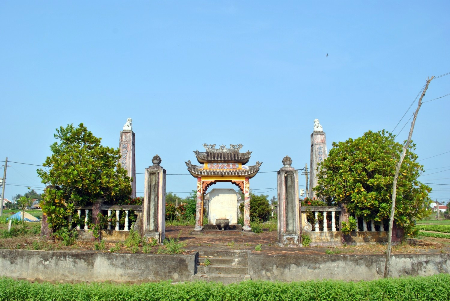 Lăng mộ Nguyễn Văn Điển tại Cẩm Hà, Hội An. Ảnh: TTBT