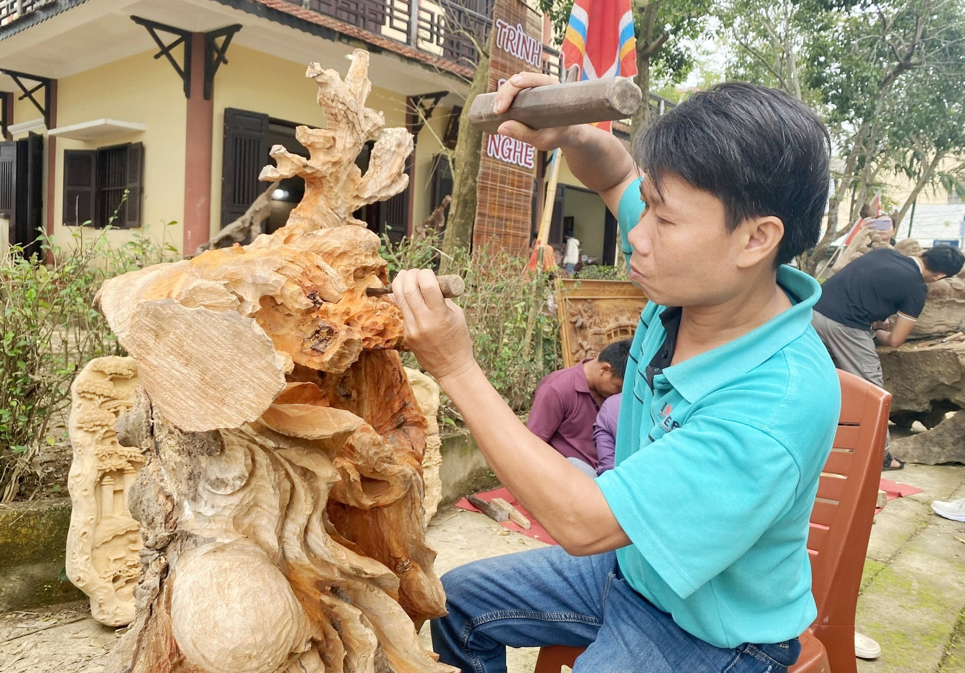 Hoạt động của nhiều cơ sở, làng nghề Quảng Nam vẫn đối diện nhiều khó khăn. Ảnh: K.L