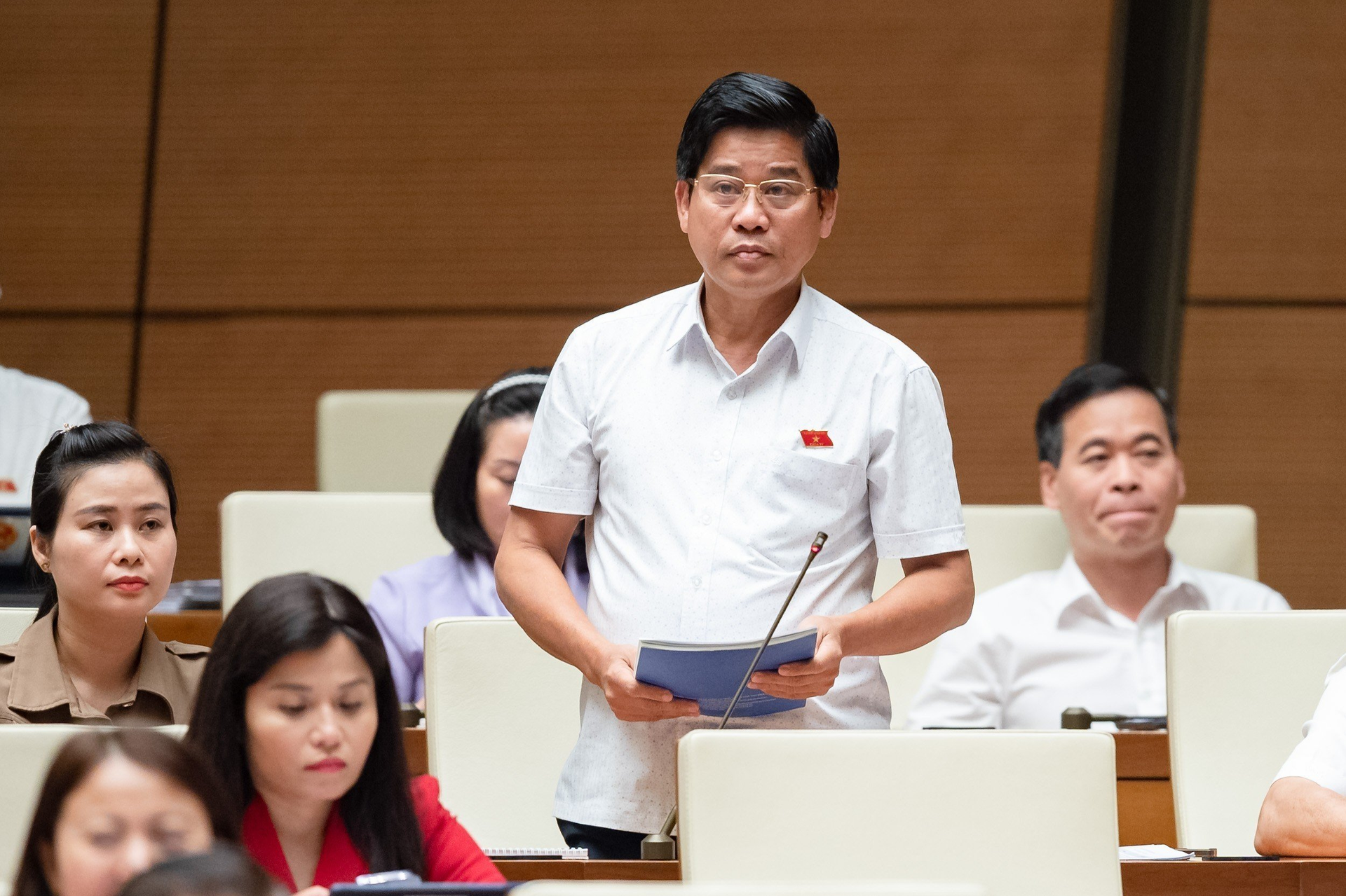 Đại biểu Dương Văn Phước chất vấn Bộ trưởng, Chủ nhiệm Ủy ban Dân tộc