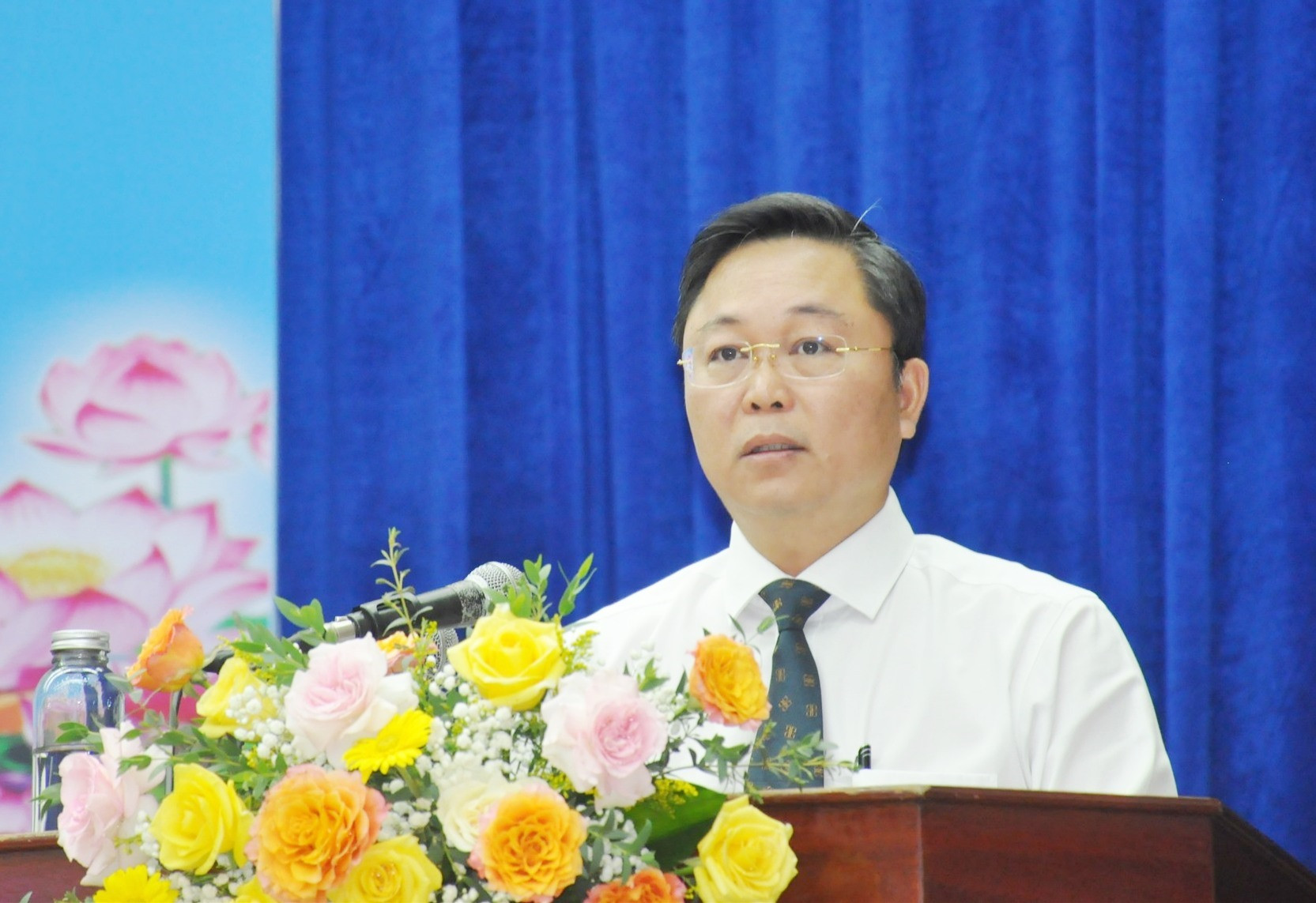Chủ tịch UBND tỉnh Lê Trí Thanh phát biểu tại hội nghị. Ảnh: N.Đ