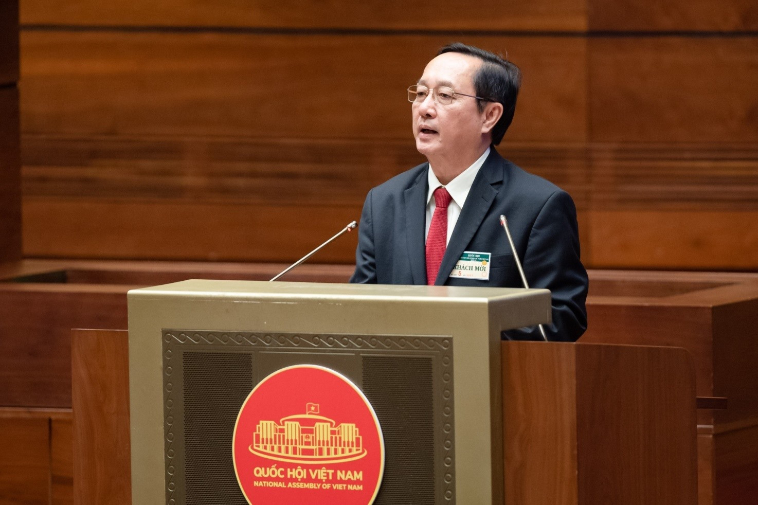Bộ trưởng Bộ Khoa học và Công nghệ Huỳnh Thành Đạt trả lời chất vấn