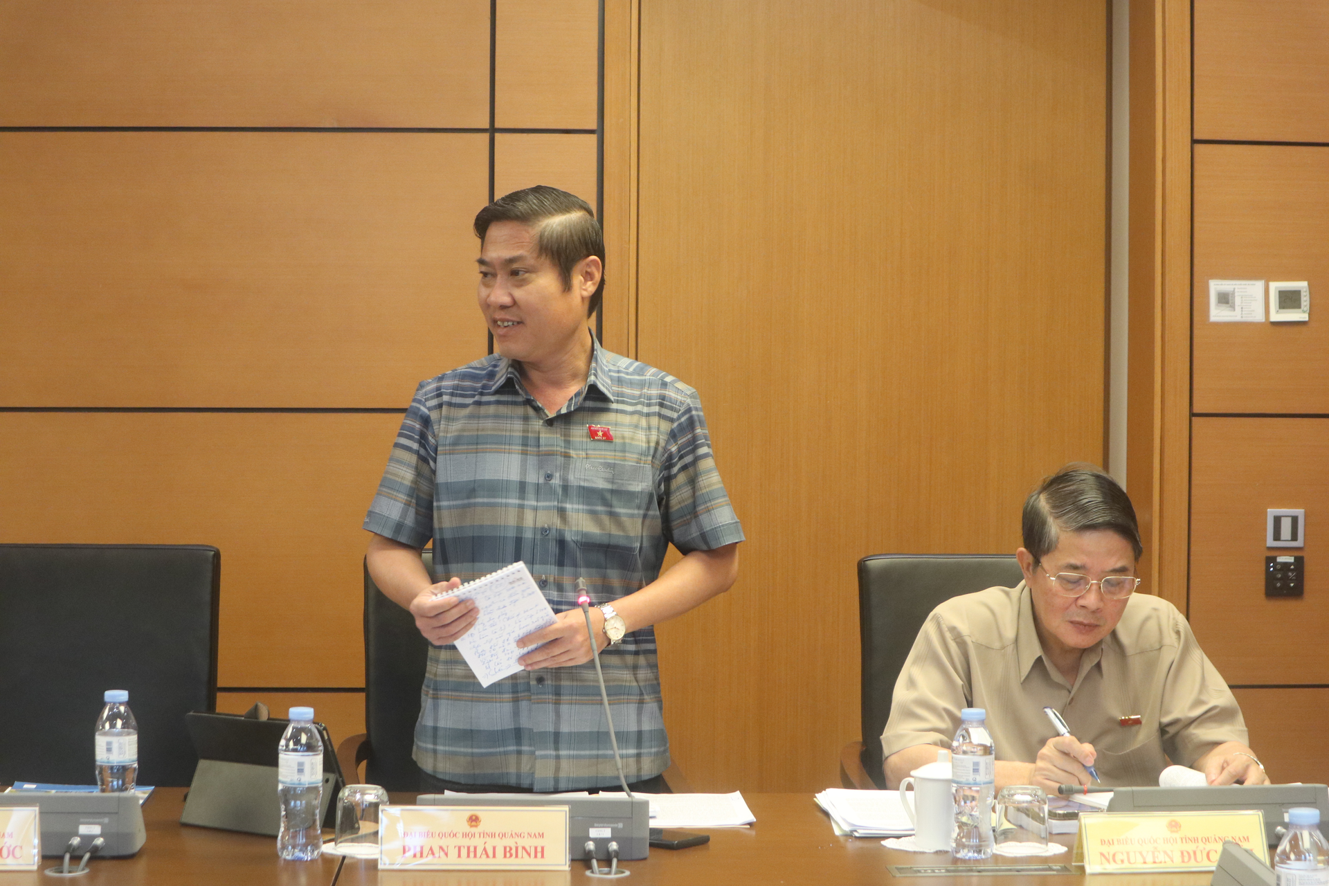Đại biểu Phan Thái Bình phát biểu thảo luận