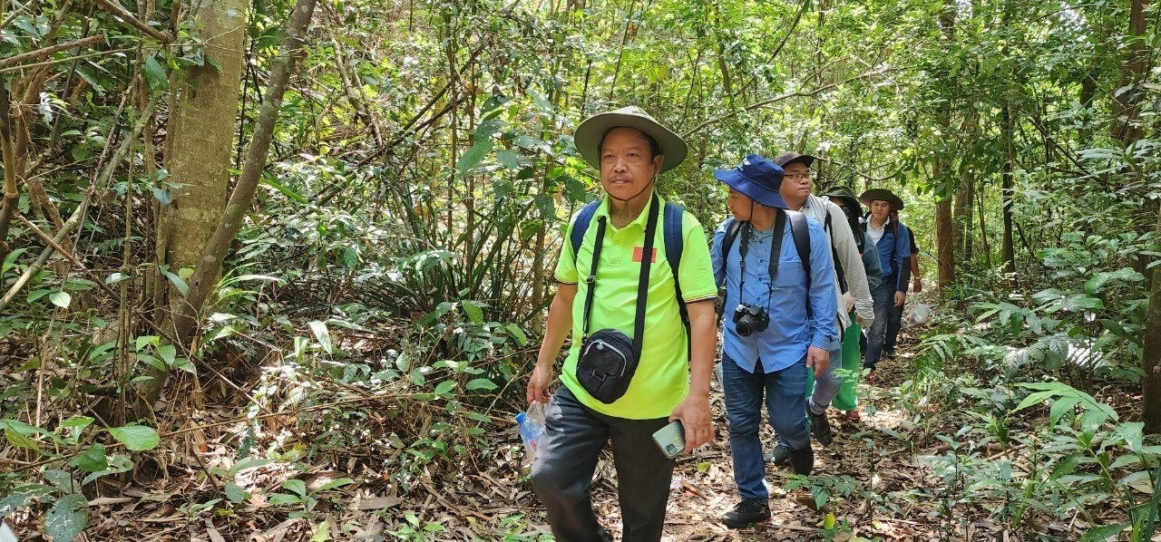 Các nhà báo môi trường có một ngày trải nghiệm trong Vườn quốc gia Bạch Mã