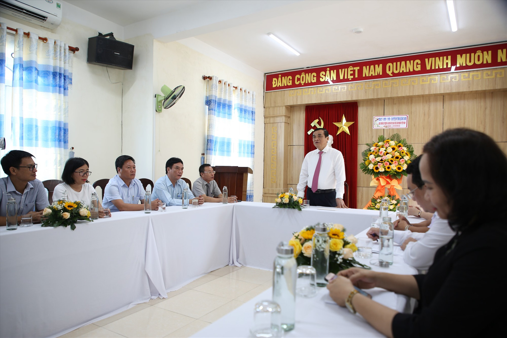 Bí thư Tỉnh ủy đến thăm, chúc mừng tập thể cán bộ, phóng viên, người lao động Báo Quảng Nam nhân kỷ niệm 98 năm ngày Báo chí cách mạng Việt Nam 21/6/2023. Ảnh: A.N