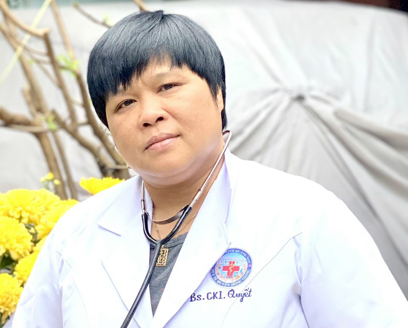 Bác sĩ Lê Thị Quyết - người đã 25 năm gắn bó với công tác chăm sóc sức khỏe người dân miền núi. Ảnh: T.Q