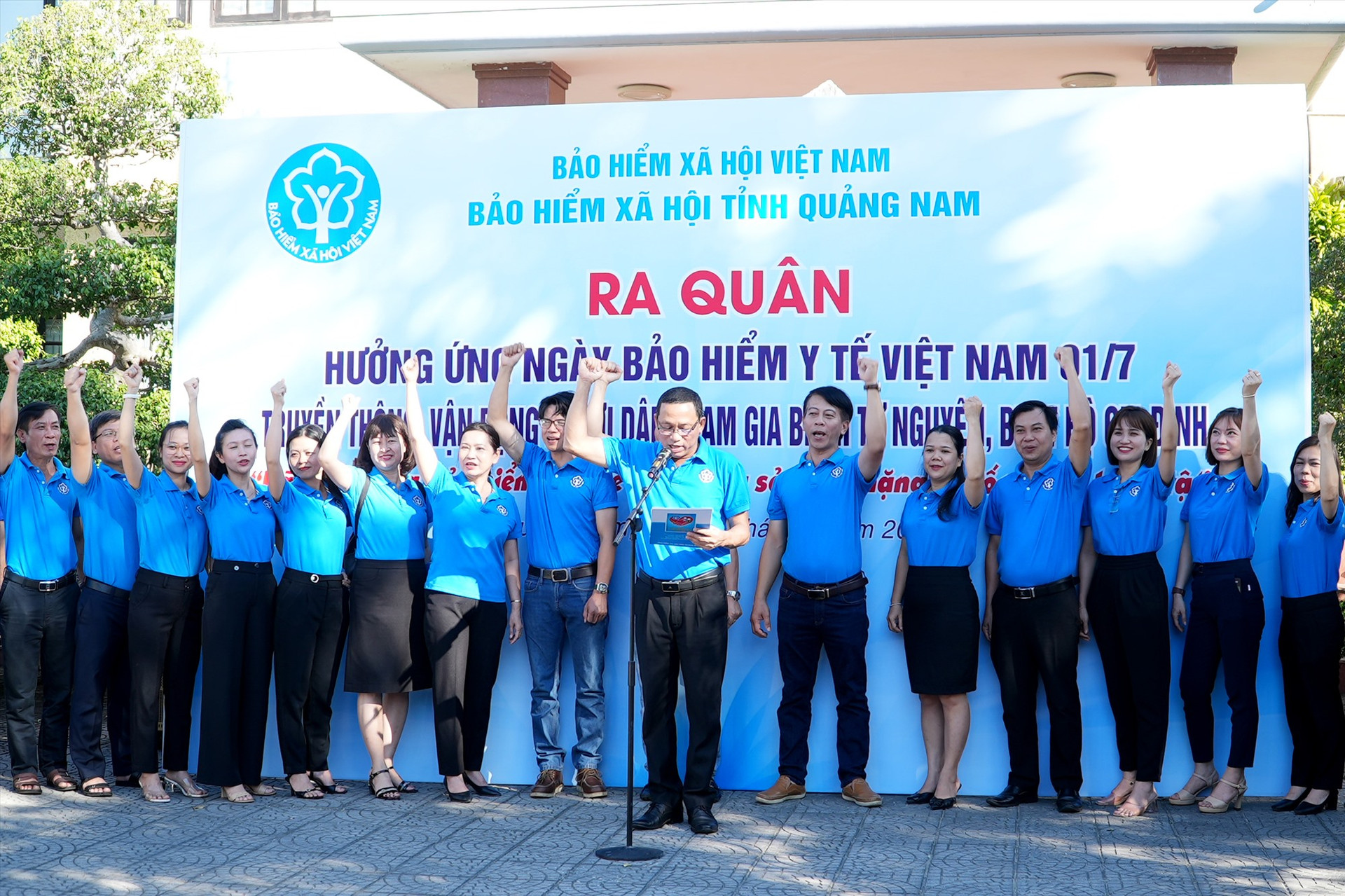 Ông Nguyễn Thanh Danh - Giám đốc BHXH Quảng Nam phát biểu tại buổi ra quân. Ảnh: H.Q