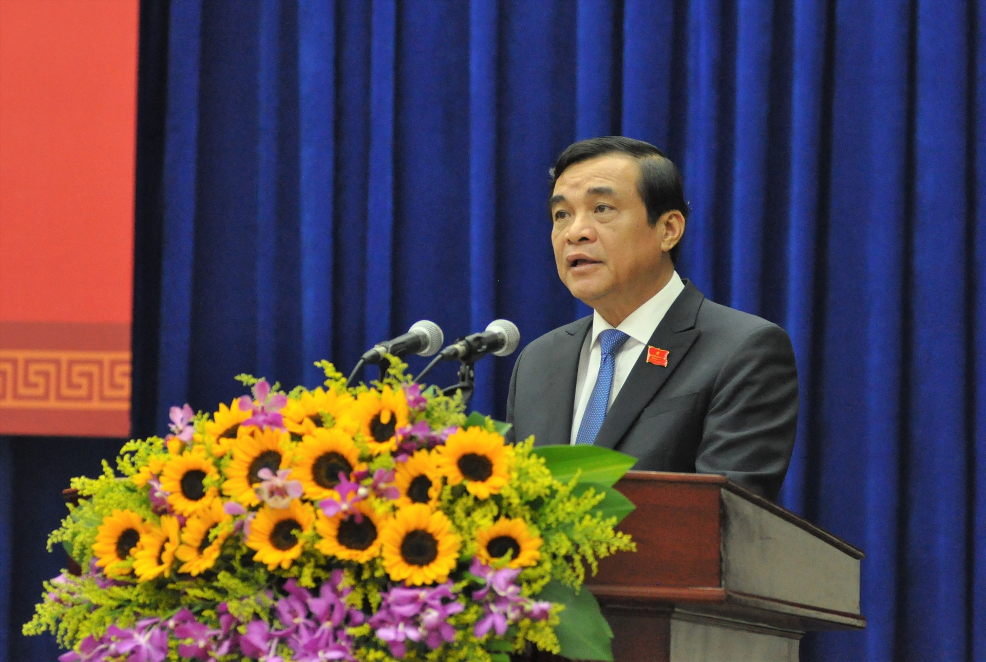 Chủ tịch HĐND tỉnh Phan Việt Cường phát biểu khai mạc Kỳ họp thứ 15. Ảnh: P.Đ