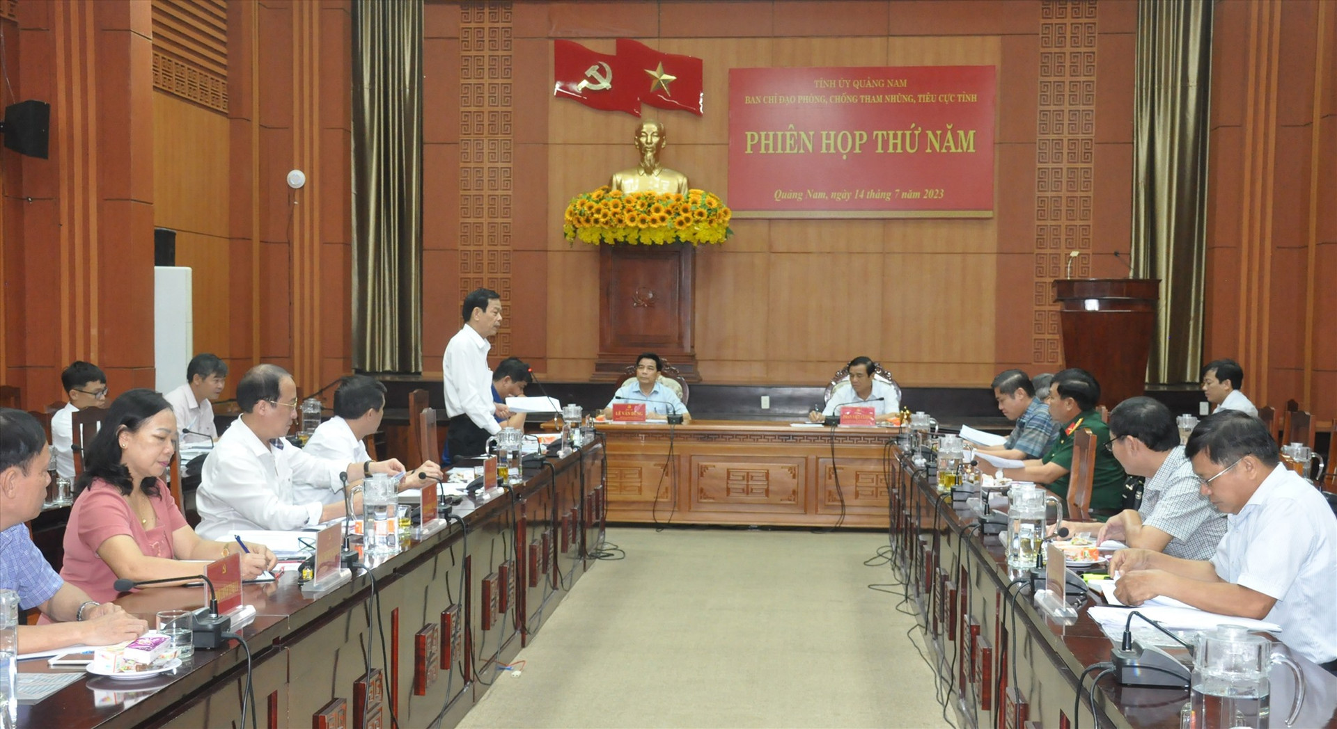 Quang cảnh phiên họp thứ 5 của Ban Chỉ đạo PCTNTC tỉnh. Ảnh: N.Đ