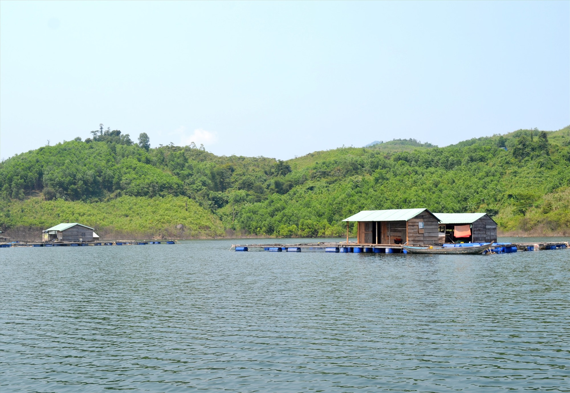 Miền núi Quảng Nam có lợi thế lớn để phát triển nuôi thủy sản nhưng chờ khai phá. Ảnh: VIỆT NGUYỄN