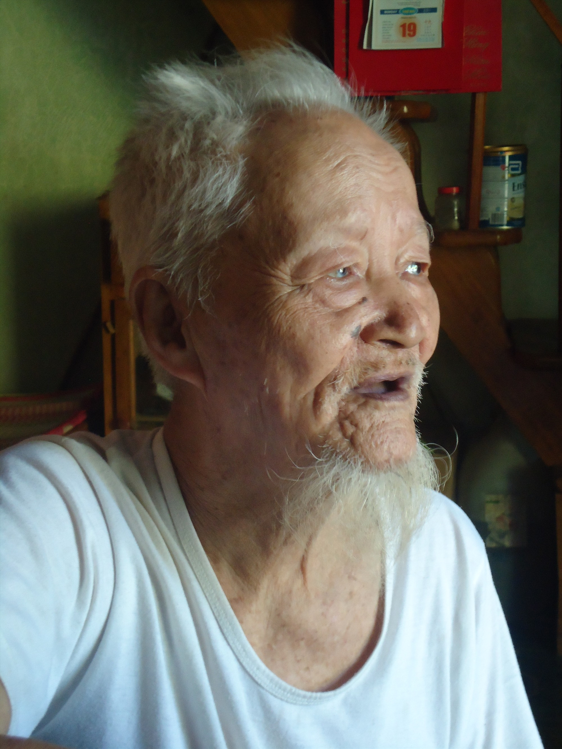 Ông Trần Văn Truyền - lão thành cách mạng 100 tuổi đời 75 năm tuổi Đảng. (Ảnh chụp cuối năm 2022).