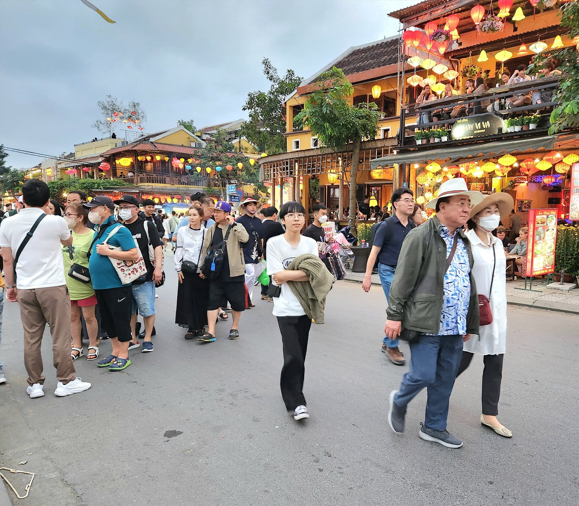 South Korean tourists in Quang Nam